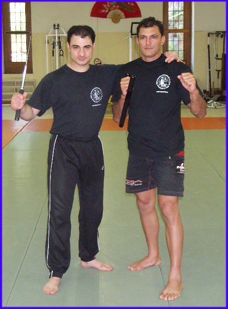 Le 28 Mai 2005, Fayad à gauche et Gérard FELICITE à droite  en fin de formation d'instructeur 1er degré F.I.T.B.S. PRO et Combat Défense PRO